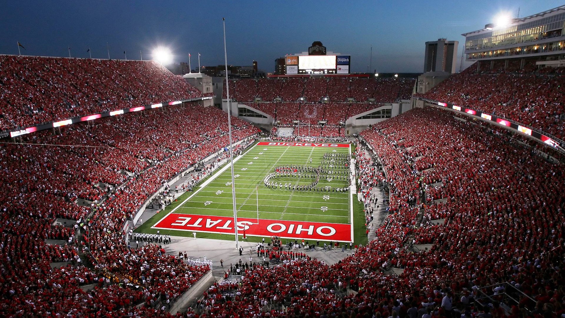 大型水上飞人表演，激流与空中的极限挑战，水上飞人有危险吗